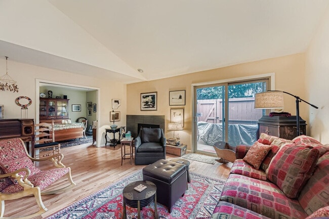 Photo - 2751 Glenwood Dr Unit ID1356394P