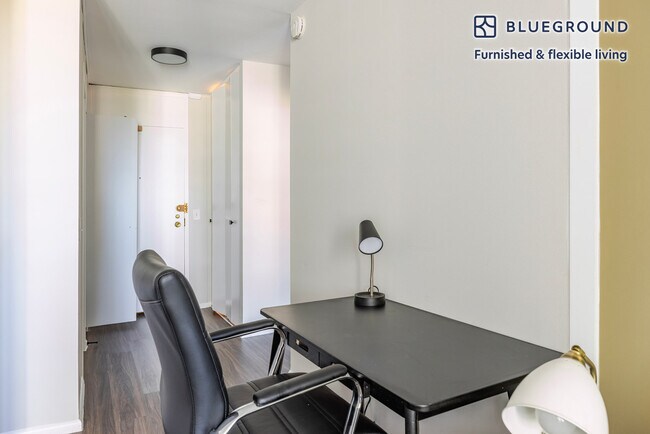 Photo - 3450 N Lake Shore Dr Unit FL10-ID1357