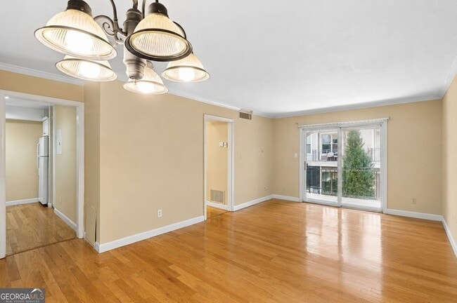 Photo - 395 Pharr Rd NE Unit 308
