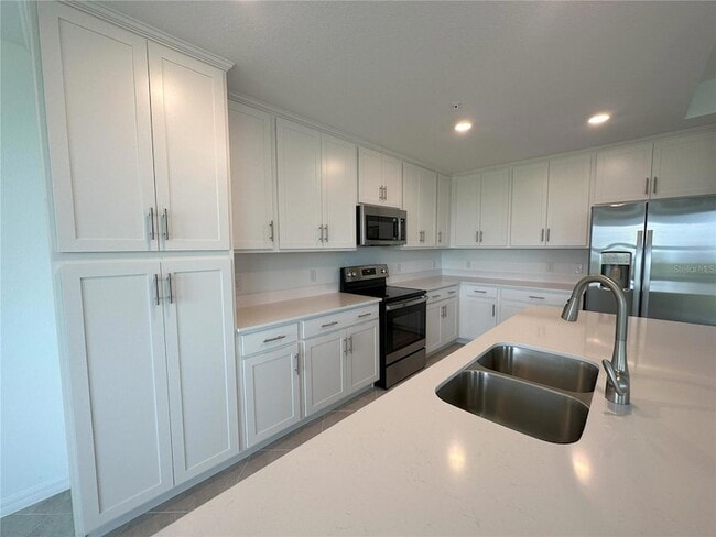 Photo - 14131 Heritage Landing Blvd Unit 822