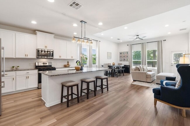 Photo - 232 Manassas Dr