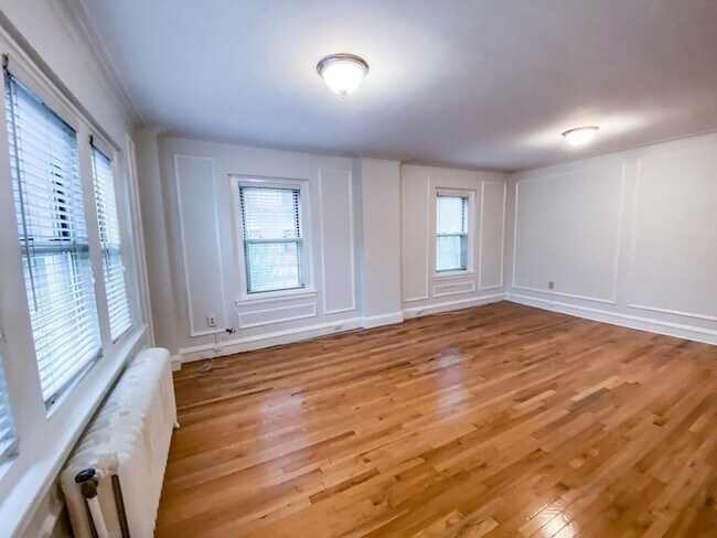 Photo - 1454 Beacon St Unit 142