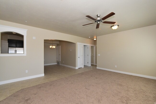 Photo - 241 W Ridge Rd