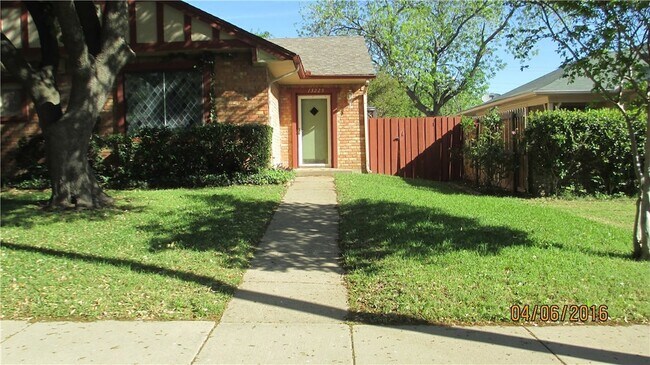 Photo - 13223 Kit Ln Unit 13225