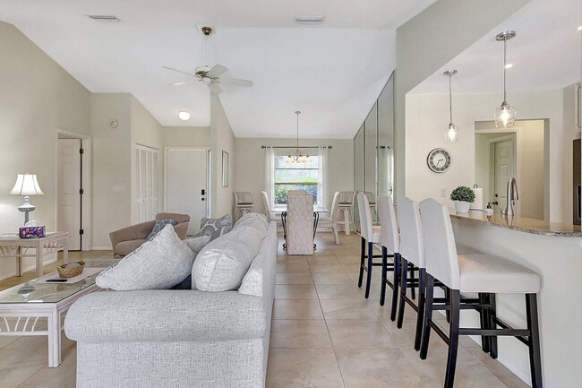 Photo - 3823 Kingston Blvd Unit SI FL1-ID1590879P