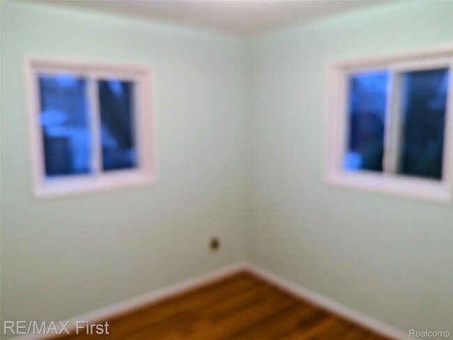 Photo - 247 Hecht Dr