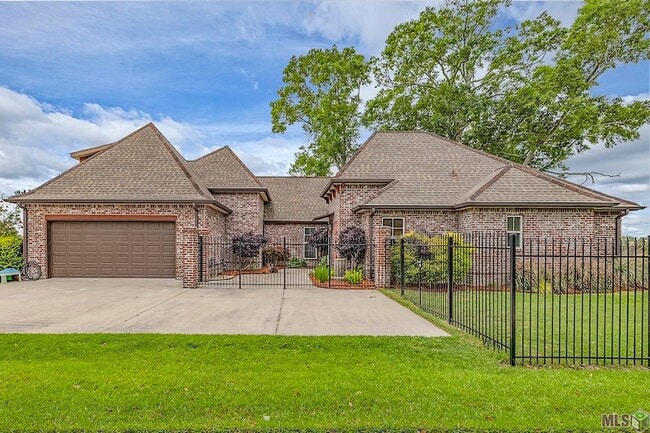 Building Photo - 111 Gentle Oak Blvd