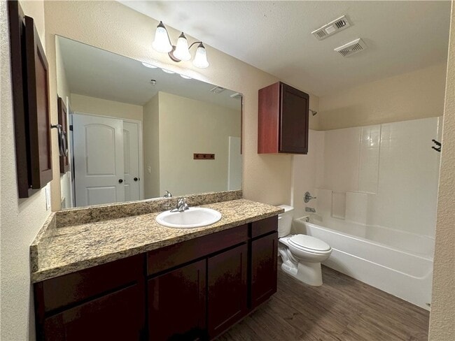 Photo - 1915 Dartmouth St Unit 5012