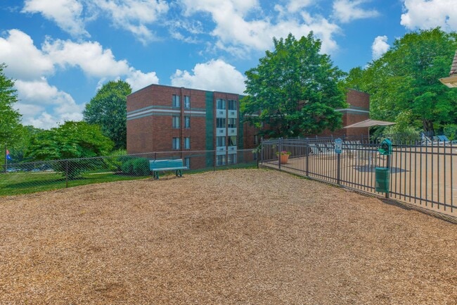 Photo - Sagamore Hills