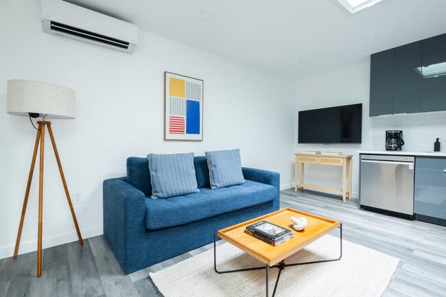 Photo - 179 E 102nd St Unit ID1324009P