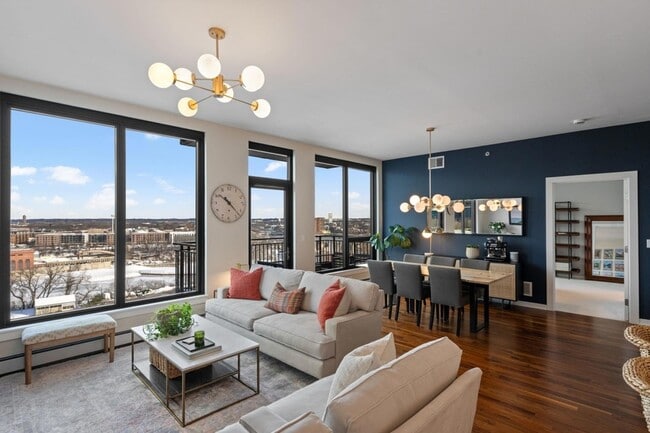 Photo - 1240 S 2nd St