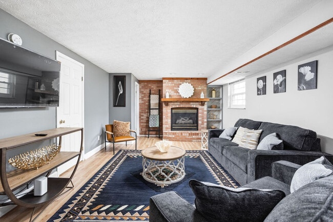 Building Photo - 620 Southridge Ct Unit ID1303752P