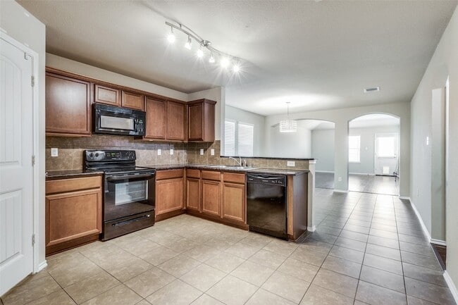 Photo - 1101 Rainer Dr