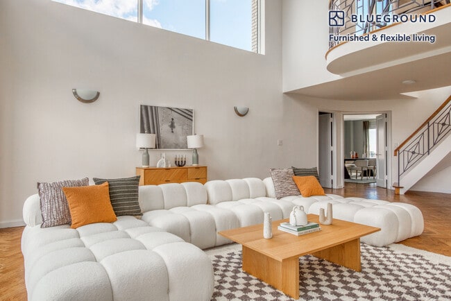 Photo - 985 5th Ave Unit SI FL25-ID1505