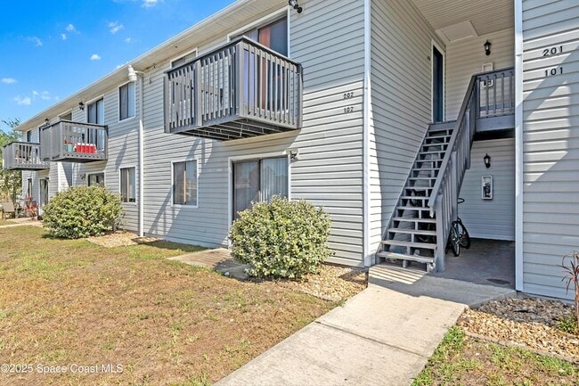 Building Photo - 451 Mercury Ave SE Unit 201