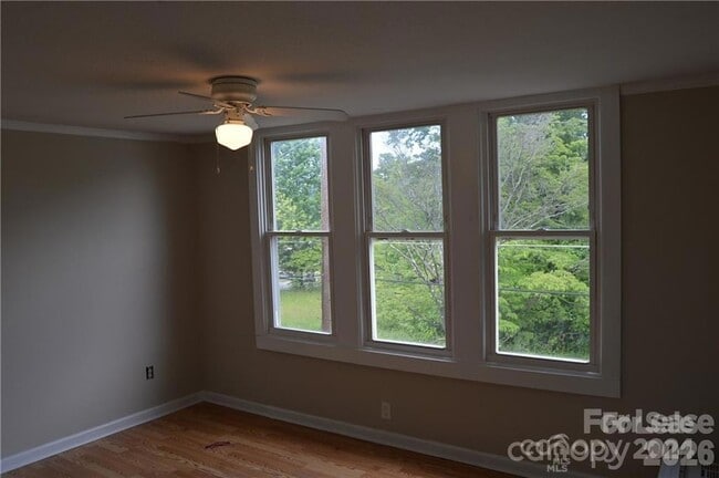 Photo - 615 Charlotte Ave