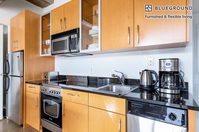 Photo - 1445 P St NW Unit FL4-ID228