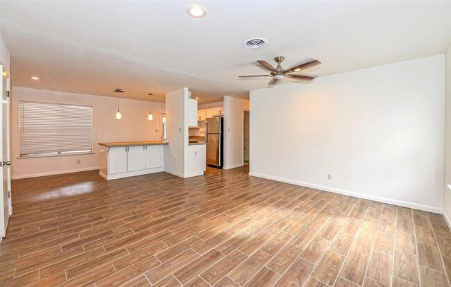 Photo - 7605 Carriage Dr