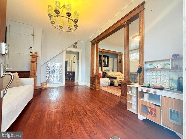 Photo - 3119 South Dakota Ave NE