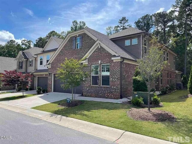 Building Photo - 811 Rymark Ct