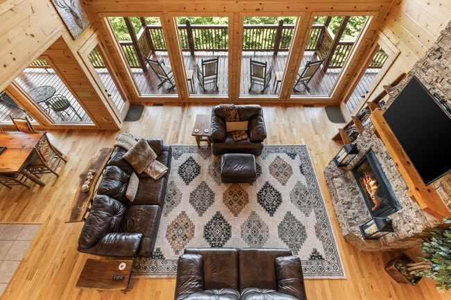 Photo - 121 Pontoosuc Dr Unit ID1252437P