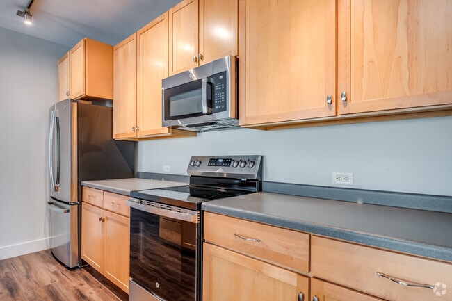 2BR, 2BA - 1,412SF - Kitchen - Jefferson Block Apartments