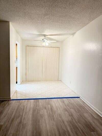 Photo - 27 Golfs Edge Unit H