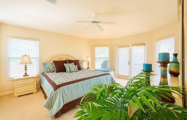 Photo - 8365 Walbert St