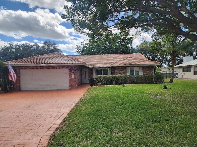 Photo - 8280 NW 5th St