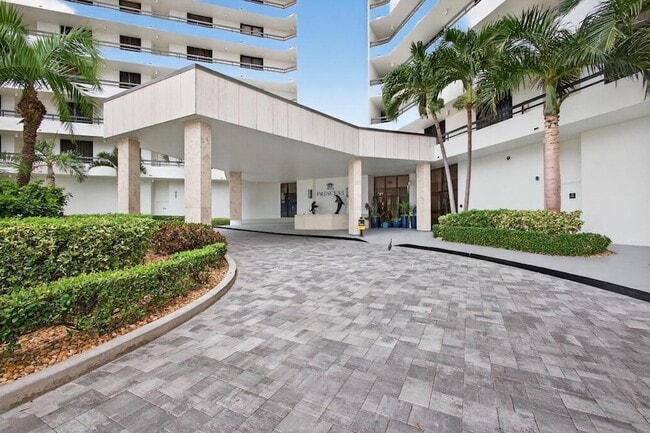 Photo - 9650 S Ocean Dr Unit 302