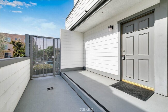 Photo - 3632 Dunn Dr Unit 1