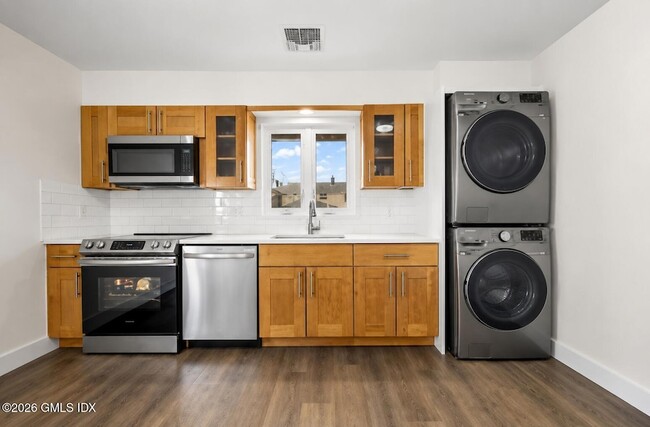 Photo - 2 Grange St Unit 2