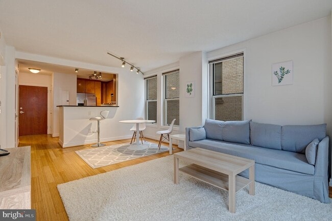 Photo - 915 E St NW Unit 1001