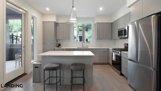 Photo - 9235 W Russell Rd Unit 207