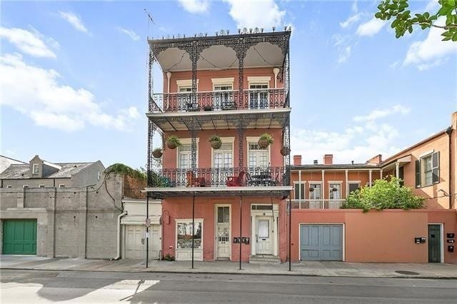 Building Photo - 1212 N Rampart St Unit 101