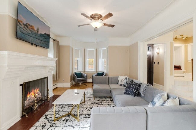 Photo - 64 Montebello Rd Unit SI ID1466575P