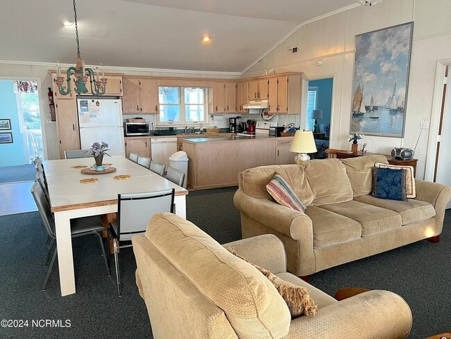 Photo - 5204 Ocean Dr