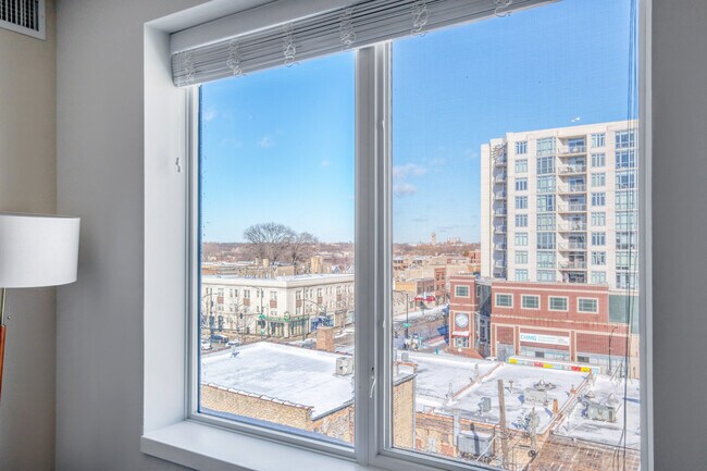 Photo - 6149 N Broadway Unit FL4-ID1272