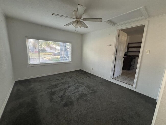 Photo - 730 N 14th St