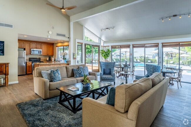 Clubhouse - Park Mesa Villas