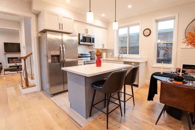 Photo - 661 Hampshire Ave Unit ID1373796P