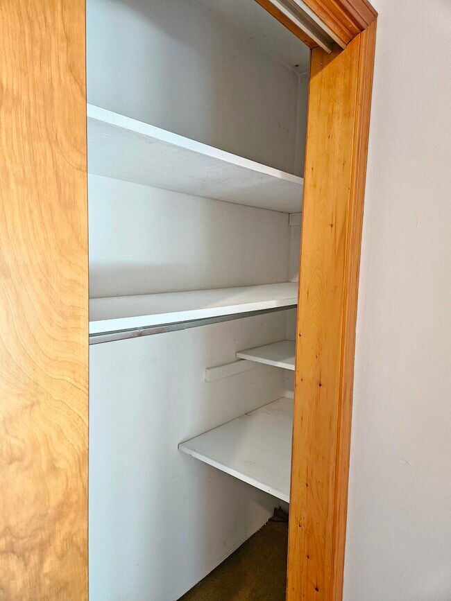 Closet - 7288 Shawnee Rd