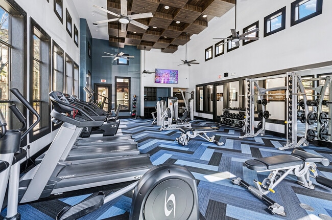 Escena_amenity_fitness center_157 - AMLI at Escena