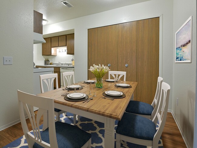 Photo - Huntington Place Apartments