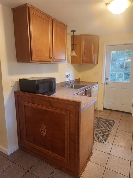 Photo - 5 Greenville St