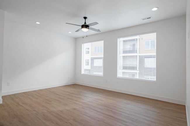 Townhome 1 - Elevate At 620