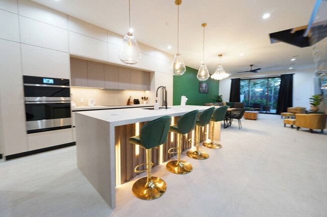 Photo - 1812 Miami Rd Unit ID1369667P