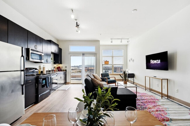 Photo - 2901 Indiana St Unit ID1289467P