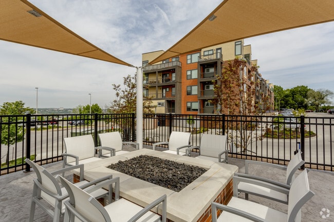 Firepit - Apex On Quality Hill