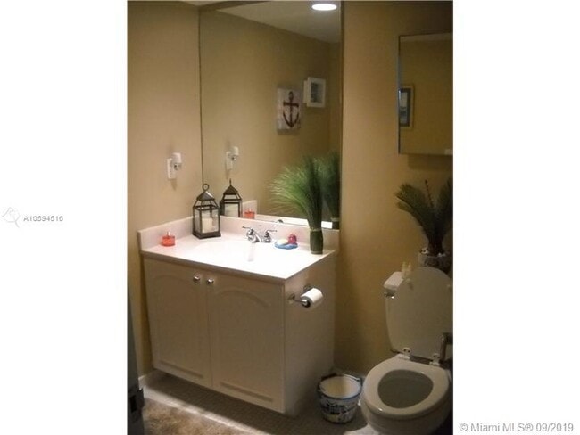 Photo - 3901 S Ocean Dr Unit 8L